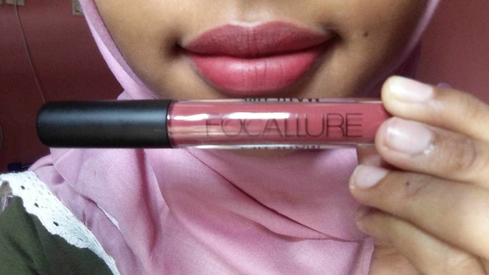 Review Lipstick Focallure All about beauty