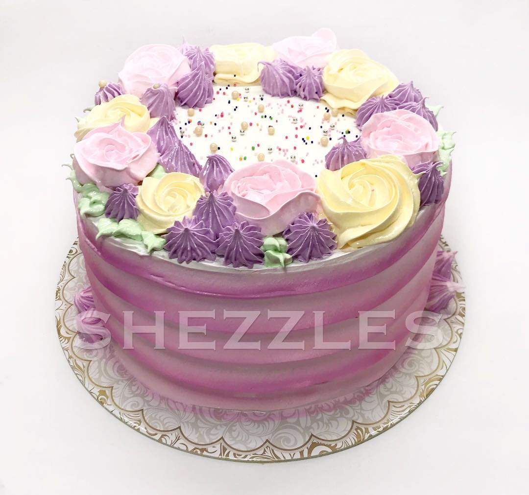 SHEZZLES Cakes and Pastries Soft Icing Cakes