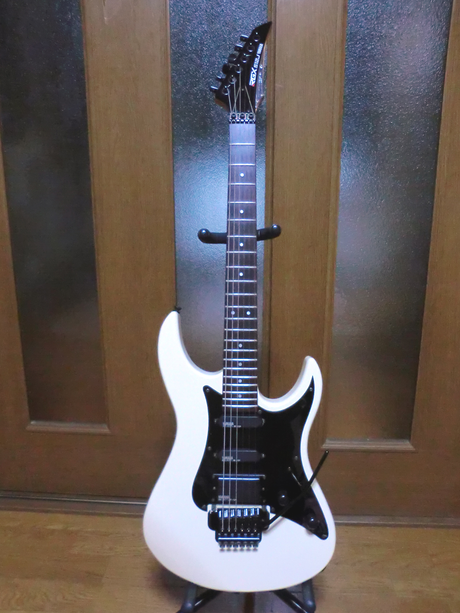 YAMAHA RGX112J SSHレイアウトで使いやすい90年代ギター