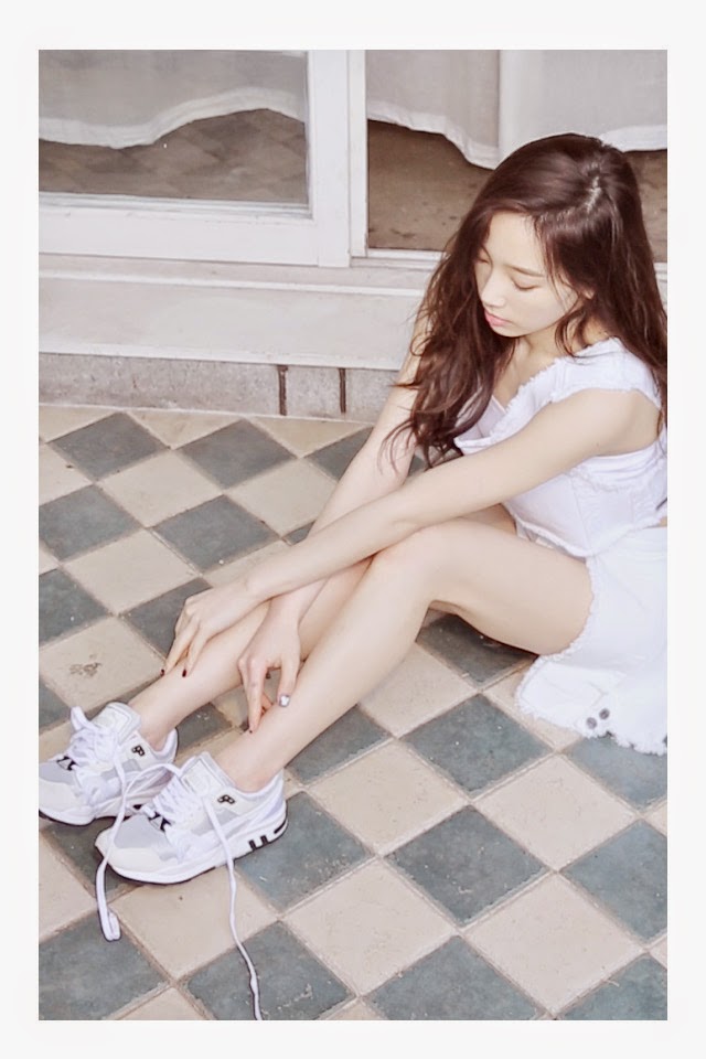 Snsd Overload Taeyeon For High Cut Vol 145