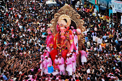 Ganesh Visarjan 2023 in Mumbai (Ganpari Nimajjanam Photos)