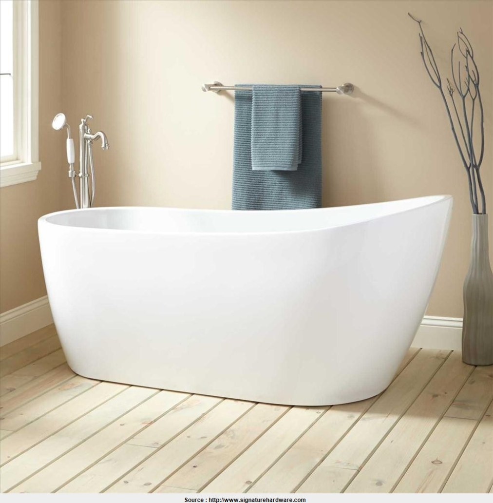 Freestanding Slipper Tub