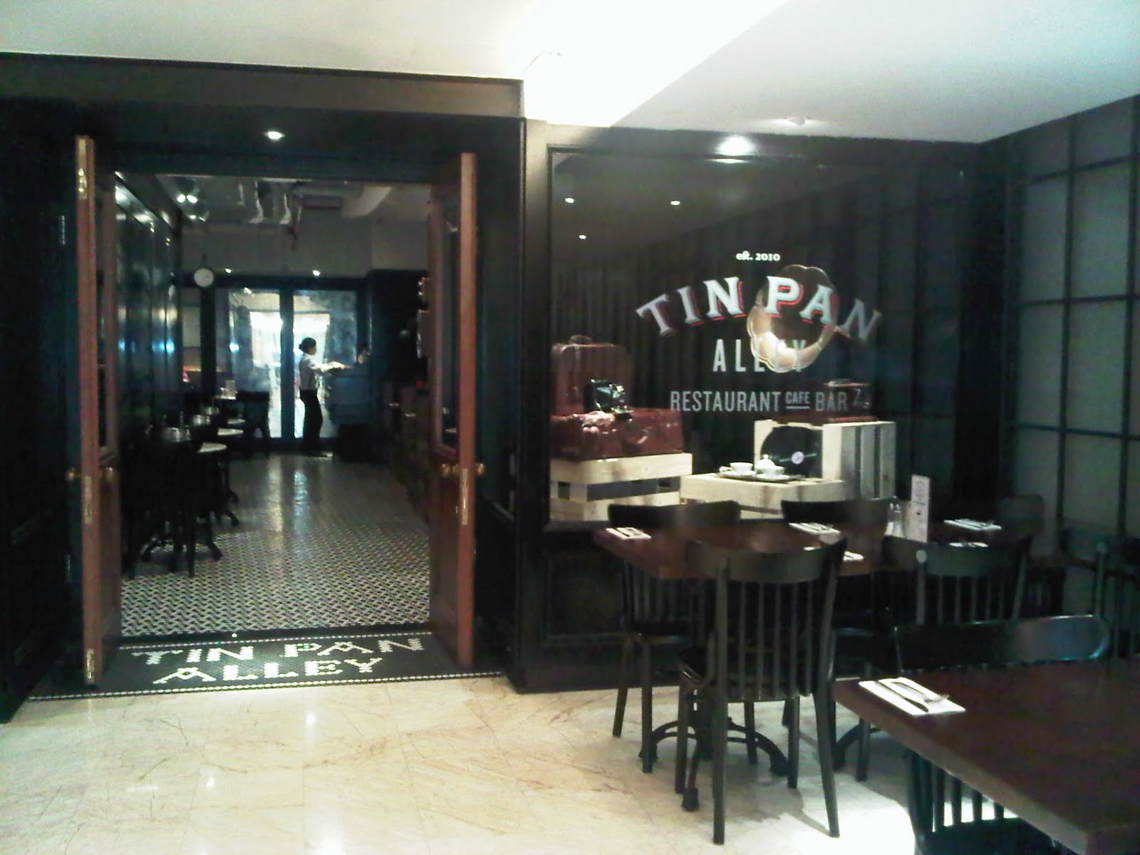 Ivy's Life Tin Pan Alley