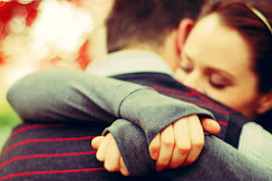 romantic hugging lovers couple shayari thought mind hug sweet hugs couples cute pic true collection boyfriend mirage seen boy