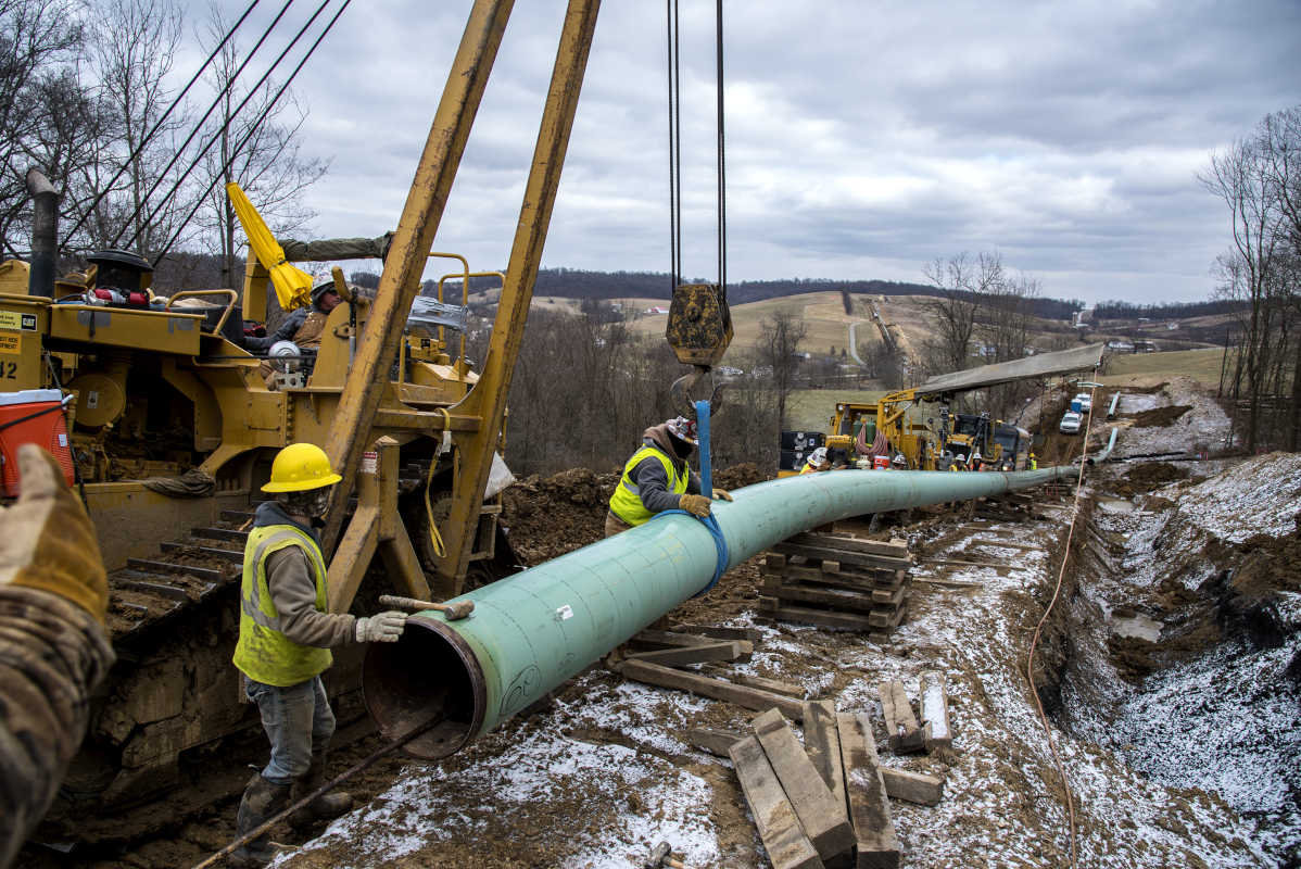 Natural Gas Pipeline Images Being Installed Natural Gas Pipeline Images Being Installed