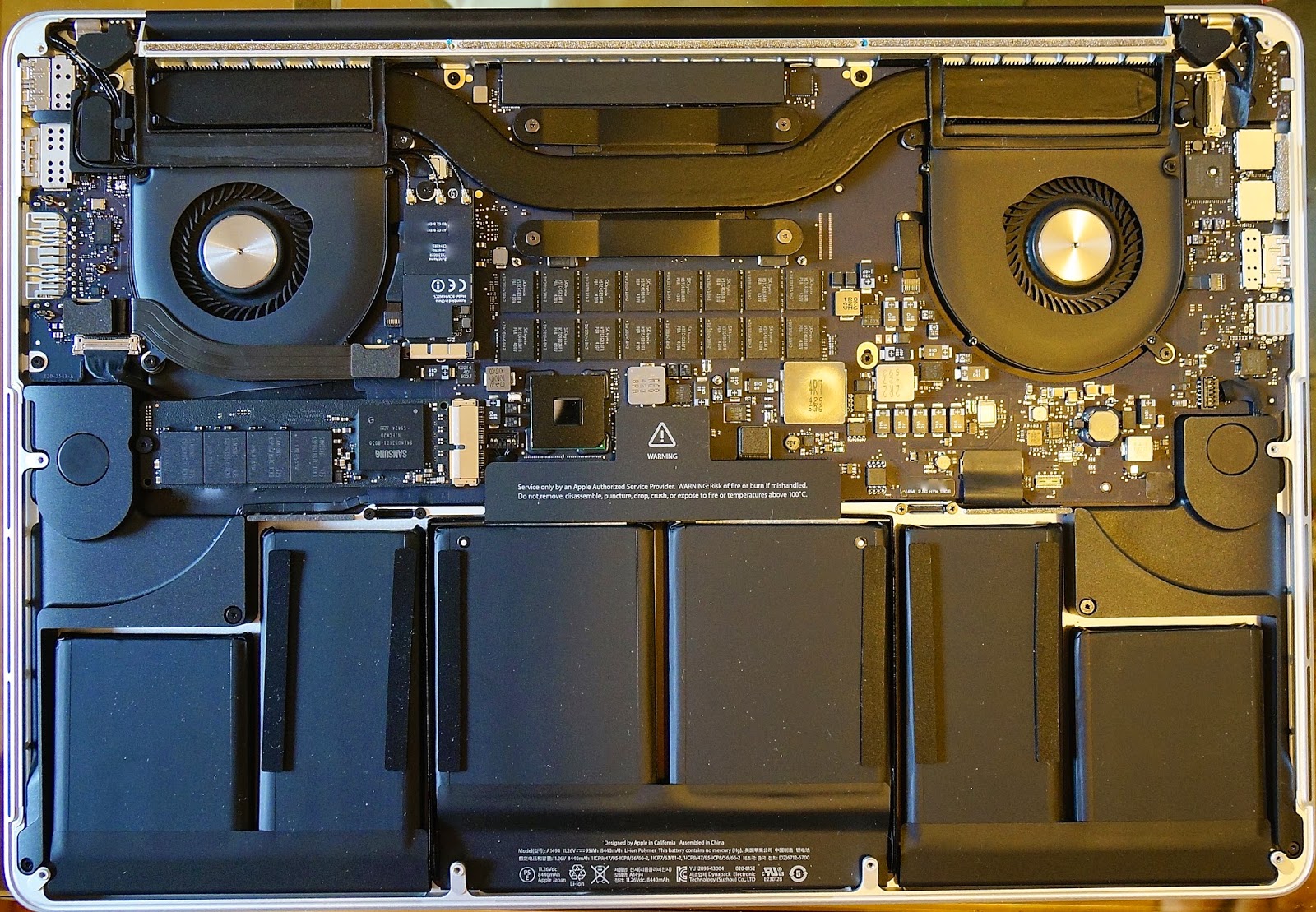 Apple Macbook Pro Retina pics Peek into an 2014 Apple Macbook Pro