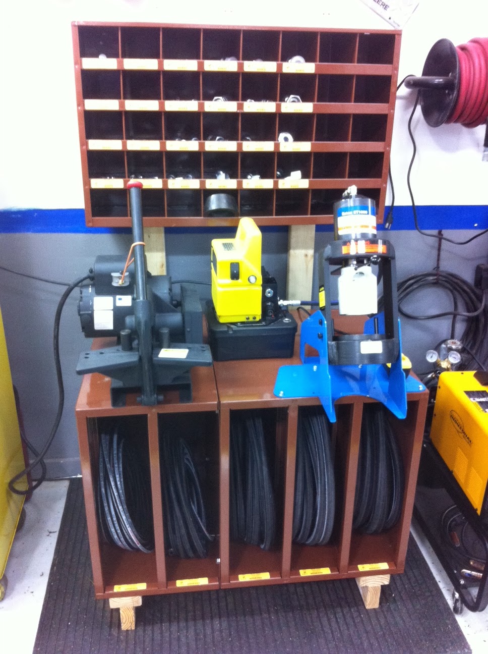 Walnut Creek Country Club Experienced Equipment Manager + Necessary