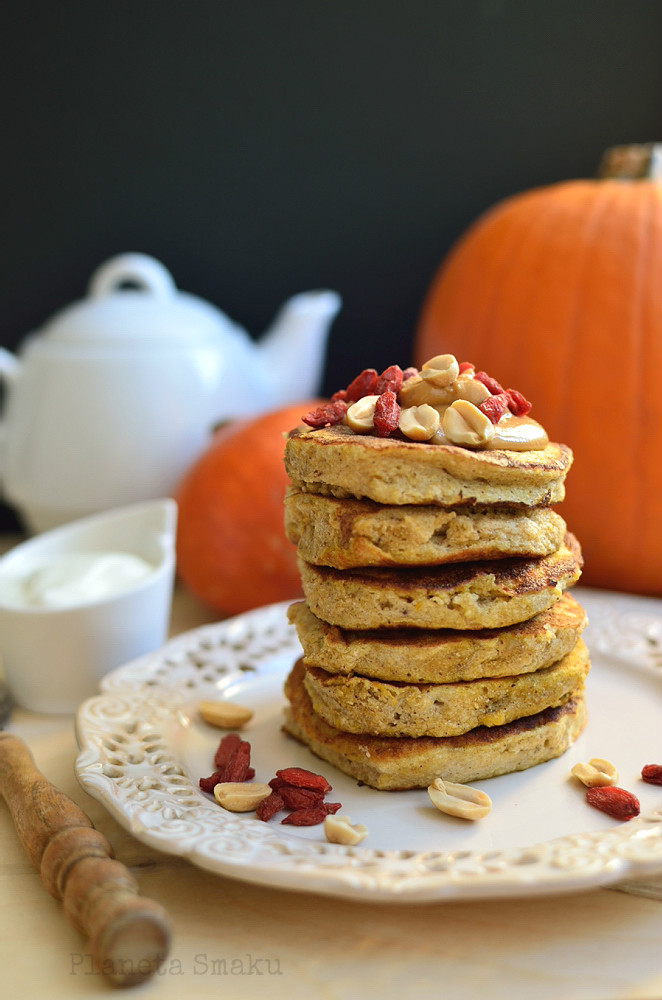 placuszki dyniowe, puszyste placuszki z dynią i bananem, śniadanie bez glutenu