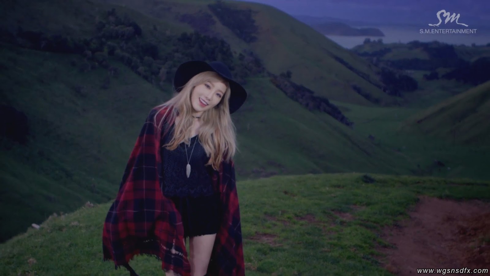 Browse the screenshots from SNSD TaeYeon's 'I' music video - Wonderful