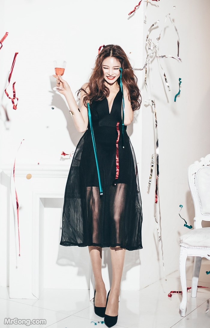 Model Park Jung Yoon in the November 2016 fashion photo series (514 photos)