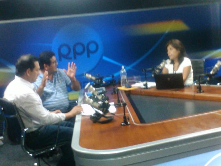 MEGA NOTICIA A TRAVES DE RADIO PROGRAMAS CIUDADANOS SALUDARON PRIMER