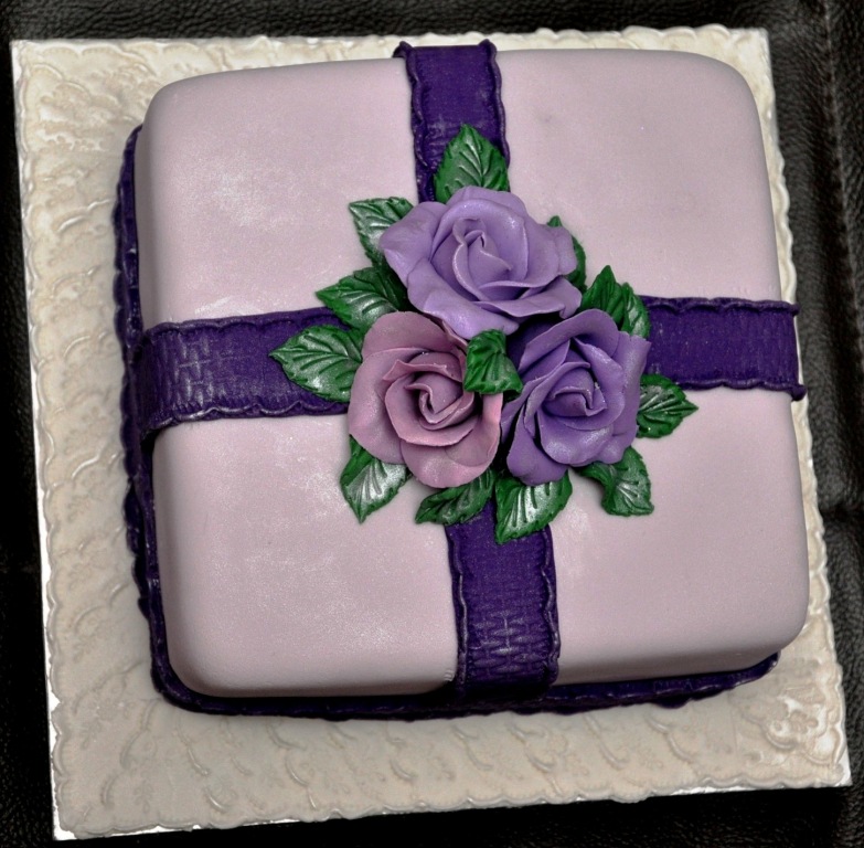 Cakes And Cupcakes Johor Bahru ♥ Fondant Cakes Hantaran