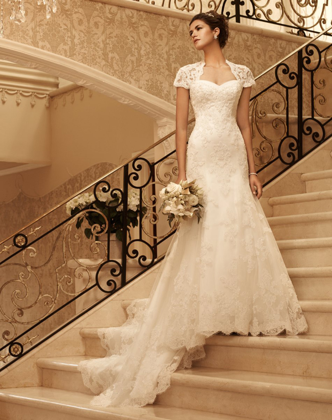 lace-wedding-dress-casablanca-bridal-2013.jpg