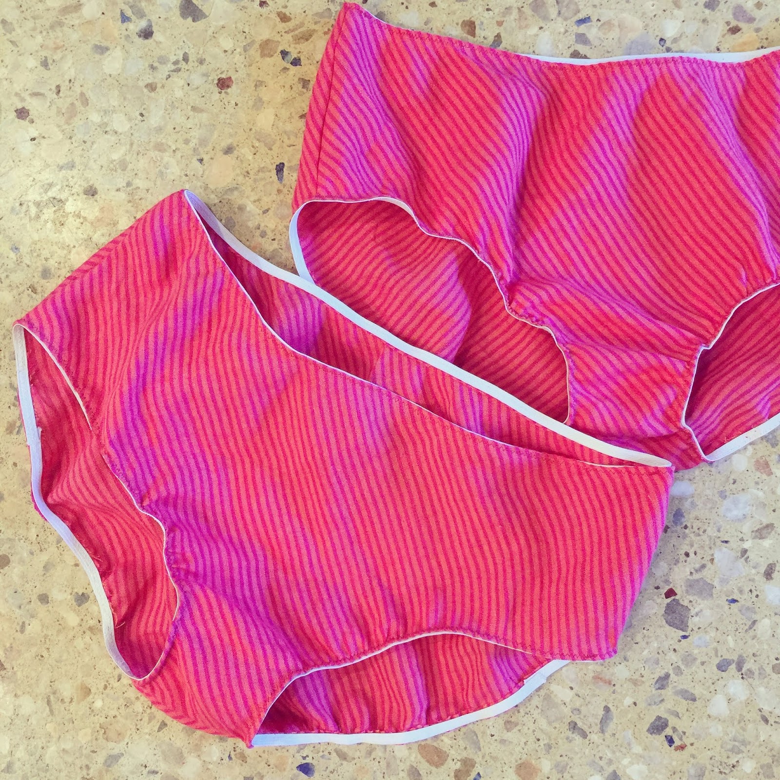 Pattern review the Frankie & Ray Anna Knicker