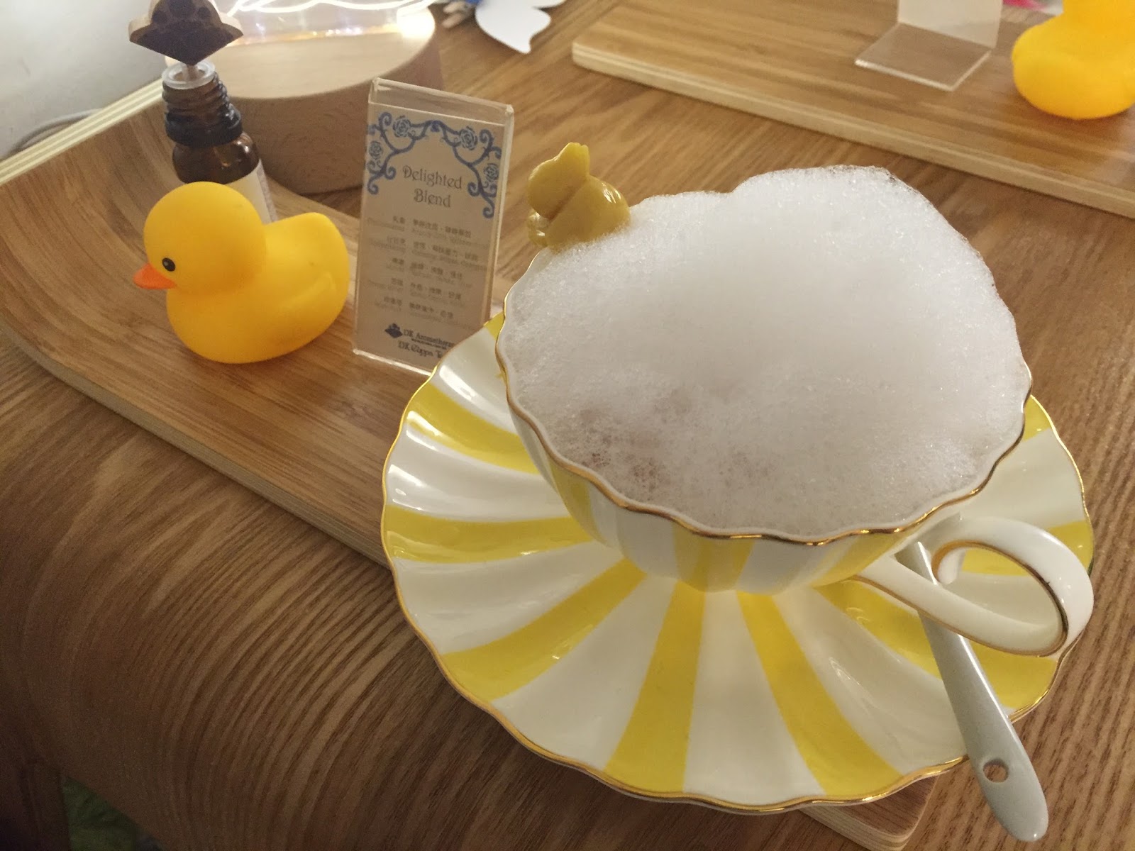 童真共趣小黃鴨- DK Cuppa Tea @ 上環店