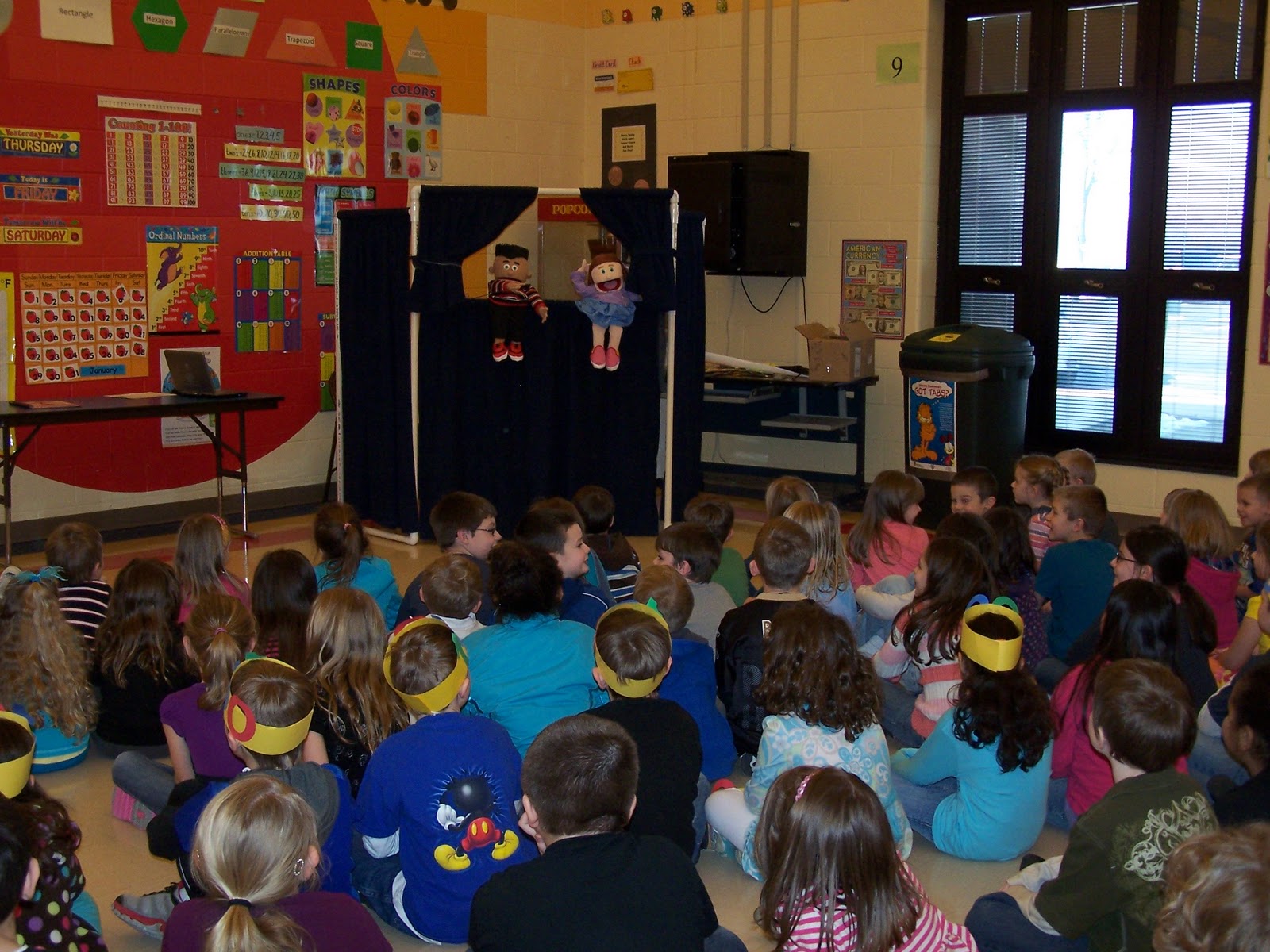 Mrs. Stites' first grade class 100th day of school Puppet Show