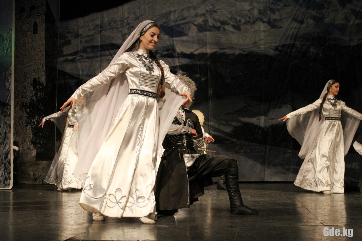 танцы народов кавказа. кабардинцы народ северного кавказа. народы кавказа чеченцы. чан кусар. оренбургский ансамбль асса.