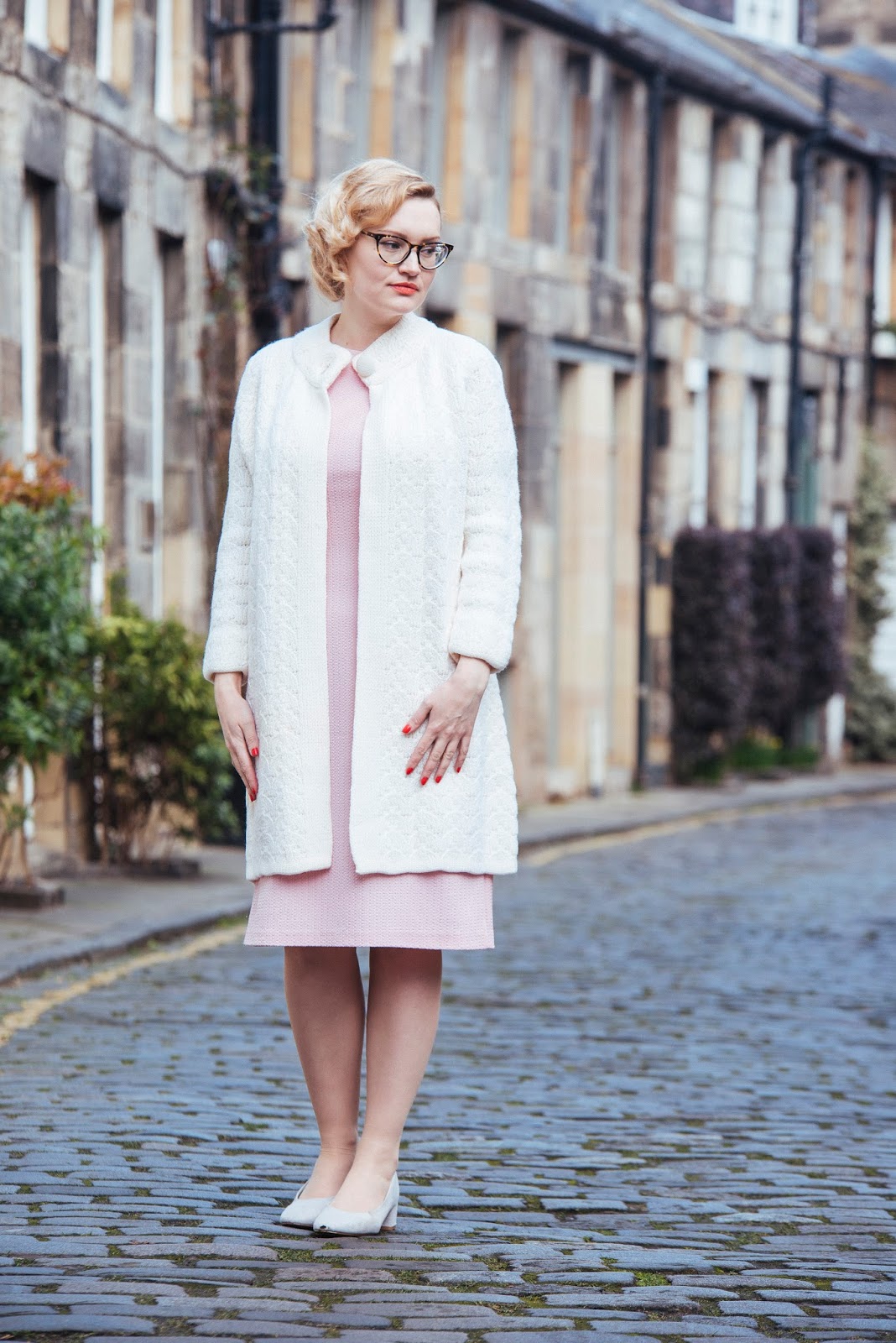 Washington Gwande photography, Fashion blogger wardrobe conversations in vintage 1960s coat and dress in edinburgh, circus lane photoshoot location, thunderbird penelope outfit, pink knit dress, #30wear campaign, caring for vintage clothes, sustainable fashion, ethical fashion, getting wear out of your clothes, thoughtful fashion