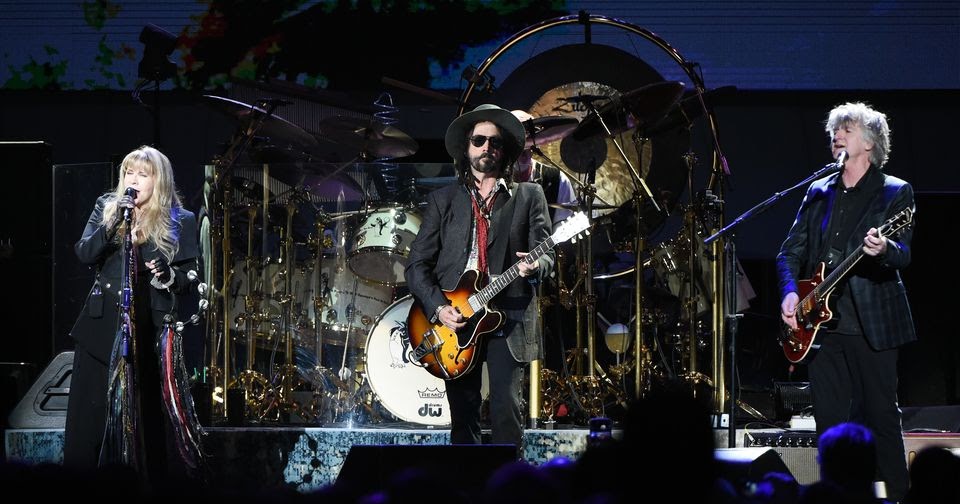 fleetwood mac tour dates for 2017