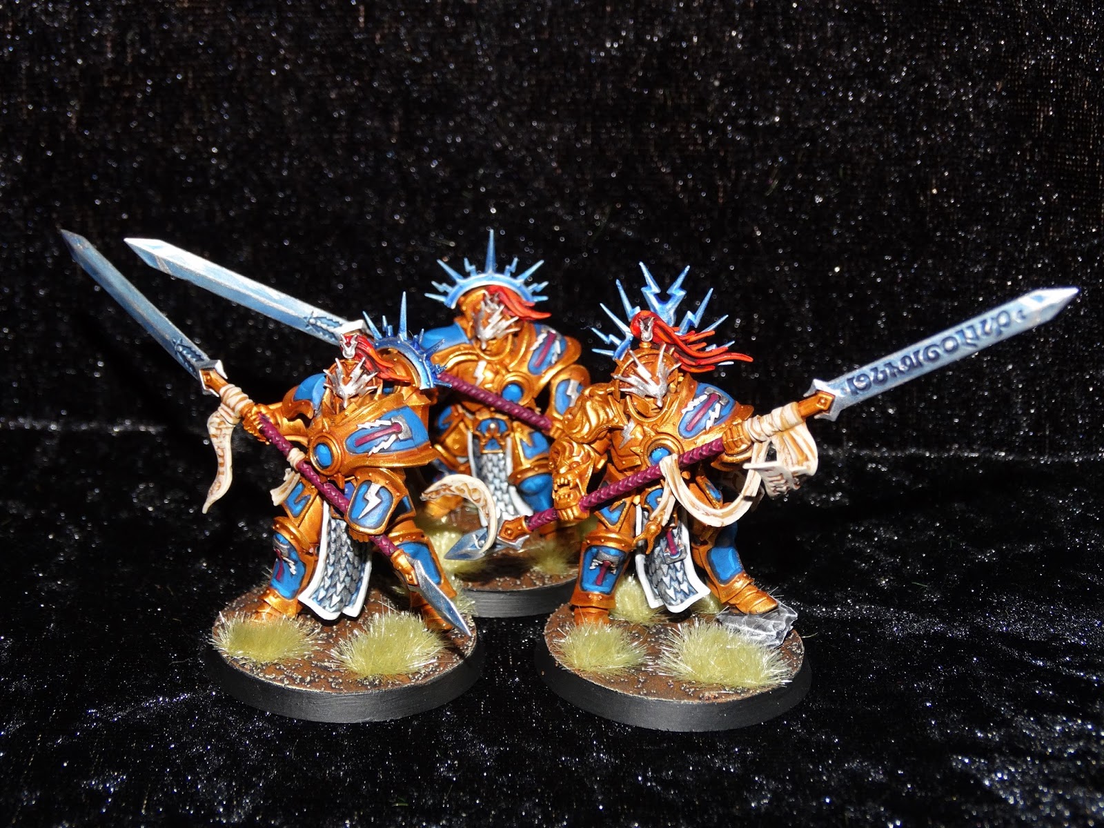 Warhammer Age Of Sigmar / Stormcast Eternals + Set de Pintura