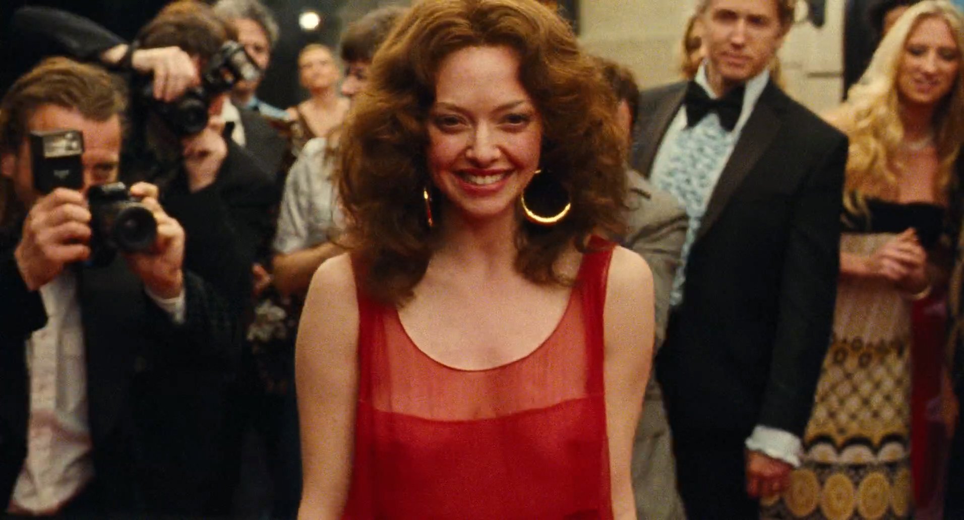 Amanda Seyfried com os seios à mostra em "Lovelace"