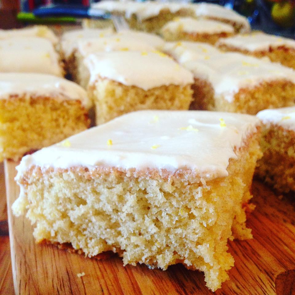 MATTYB BAKES MATTY'S TRAYBAKE TALES PART 2 LEMON DRIZZLE