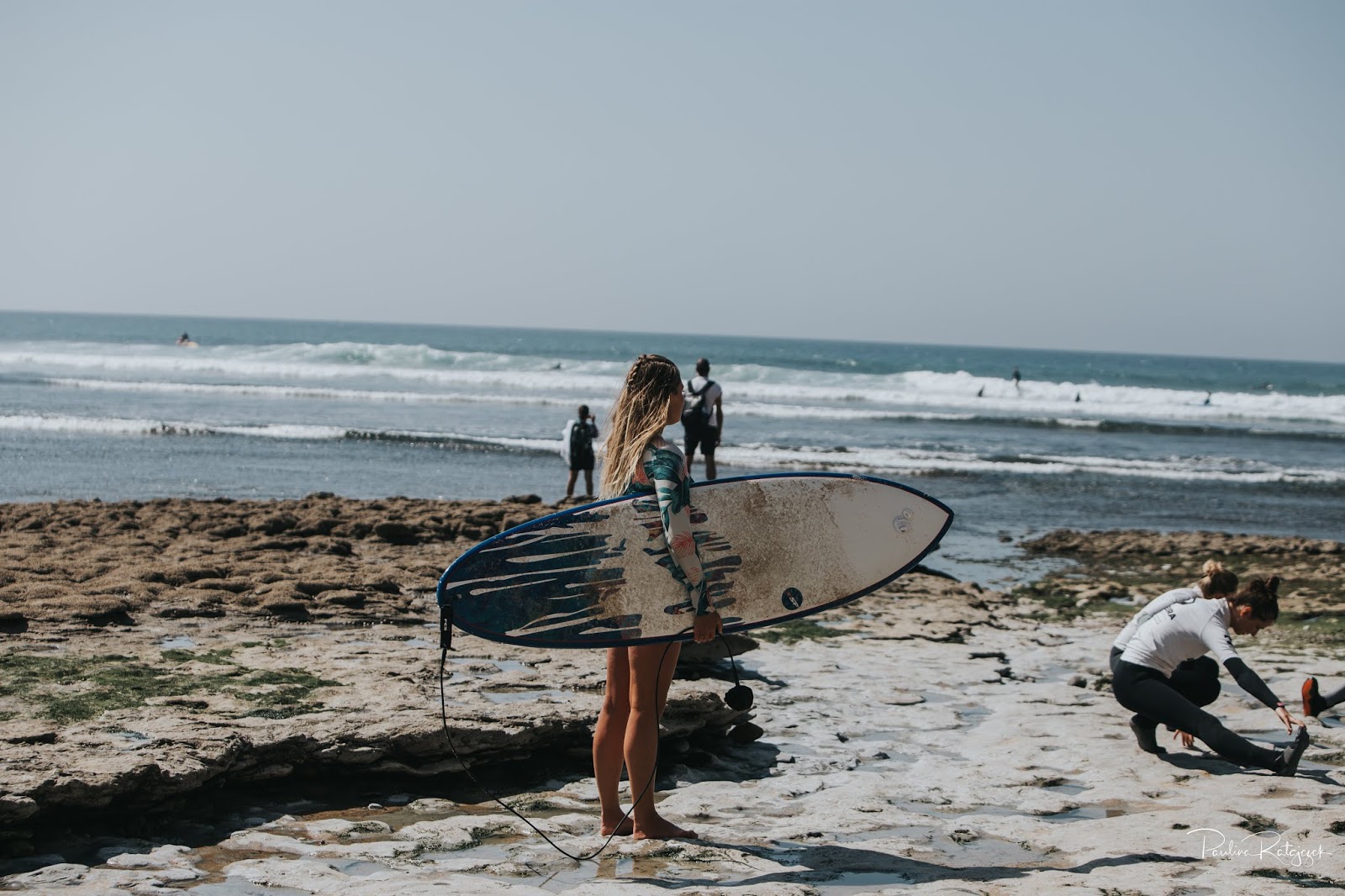 Surf and Joga Camp Ericeira 2019, 2431 sierpień People on the wave