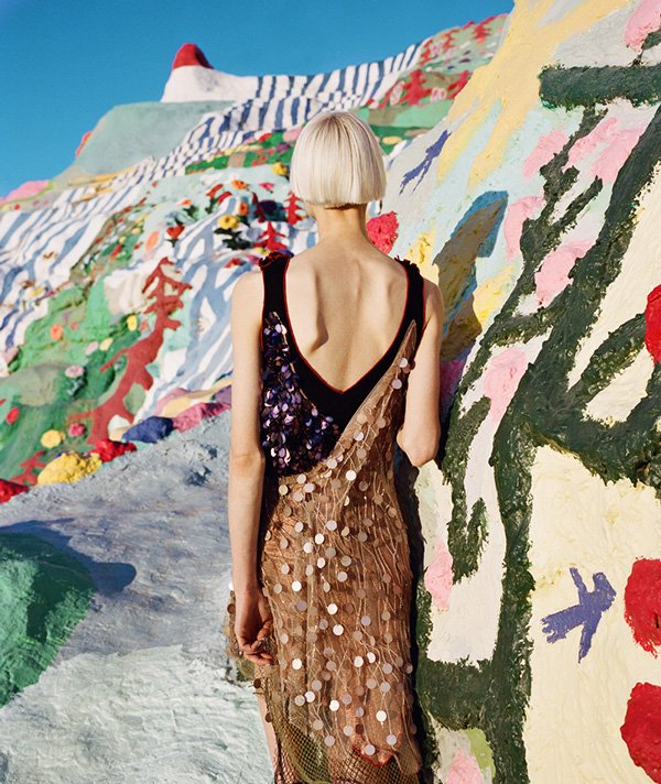 © JUCO Photo (Julia Galdo and Cody Cloud) | Salvation Mountain. Fashion Photography | PaperMag