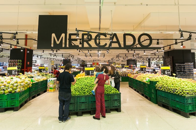 Carreefour reinaugura sua loja de número um Carreefour reinaugura sua loja de número um