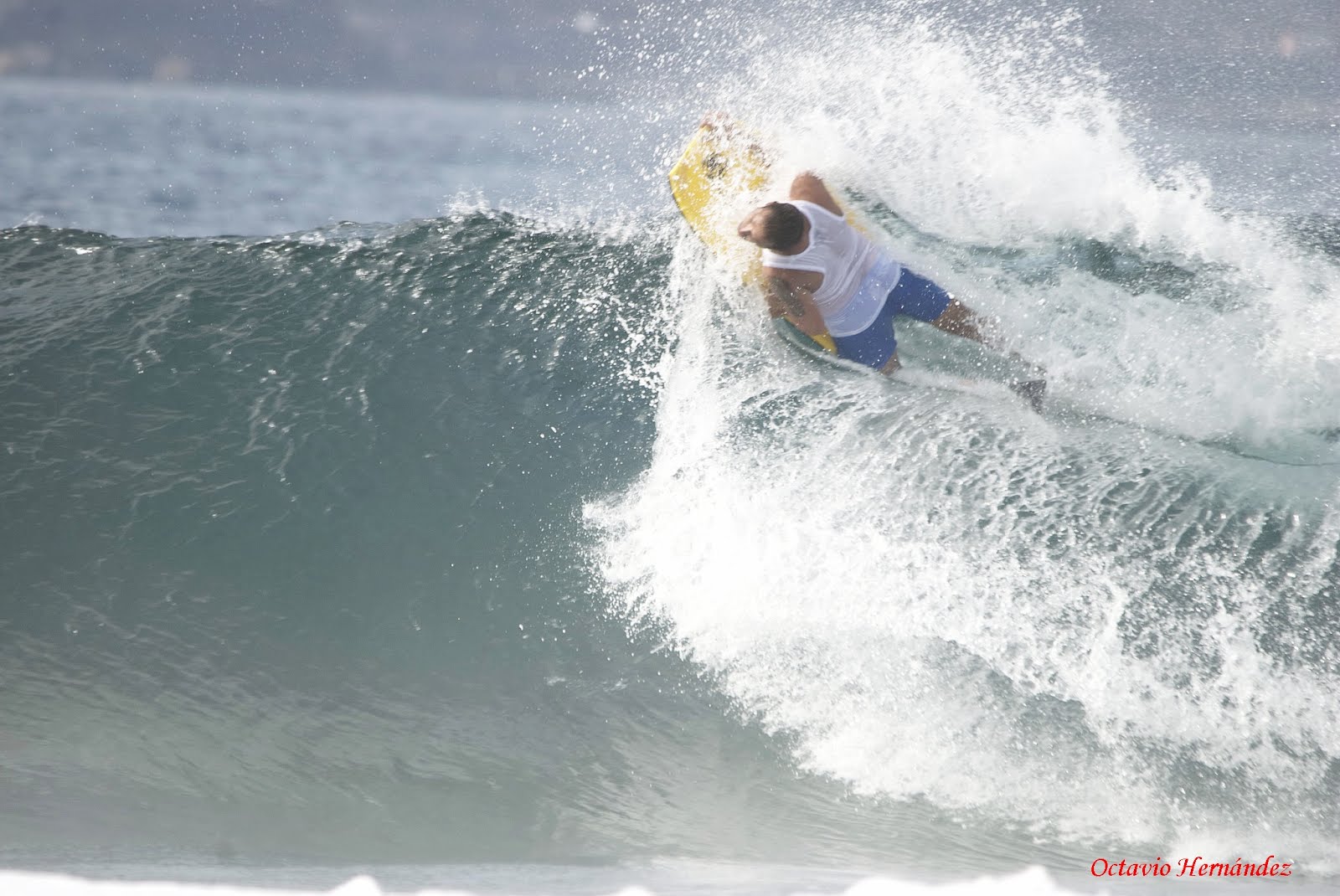 OCTAVIO HERNÁNDEZ SURF El Confital, Bodyboard & Surf.