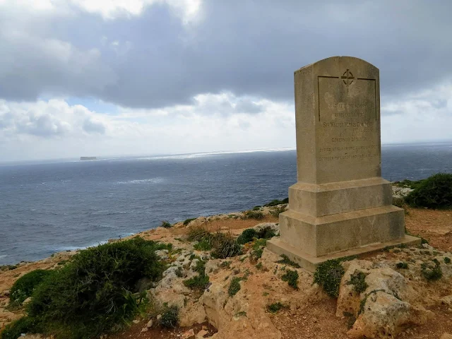 What to see in Malta: The landscapes and views at Ħaġar Qim
