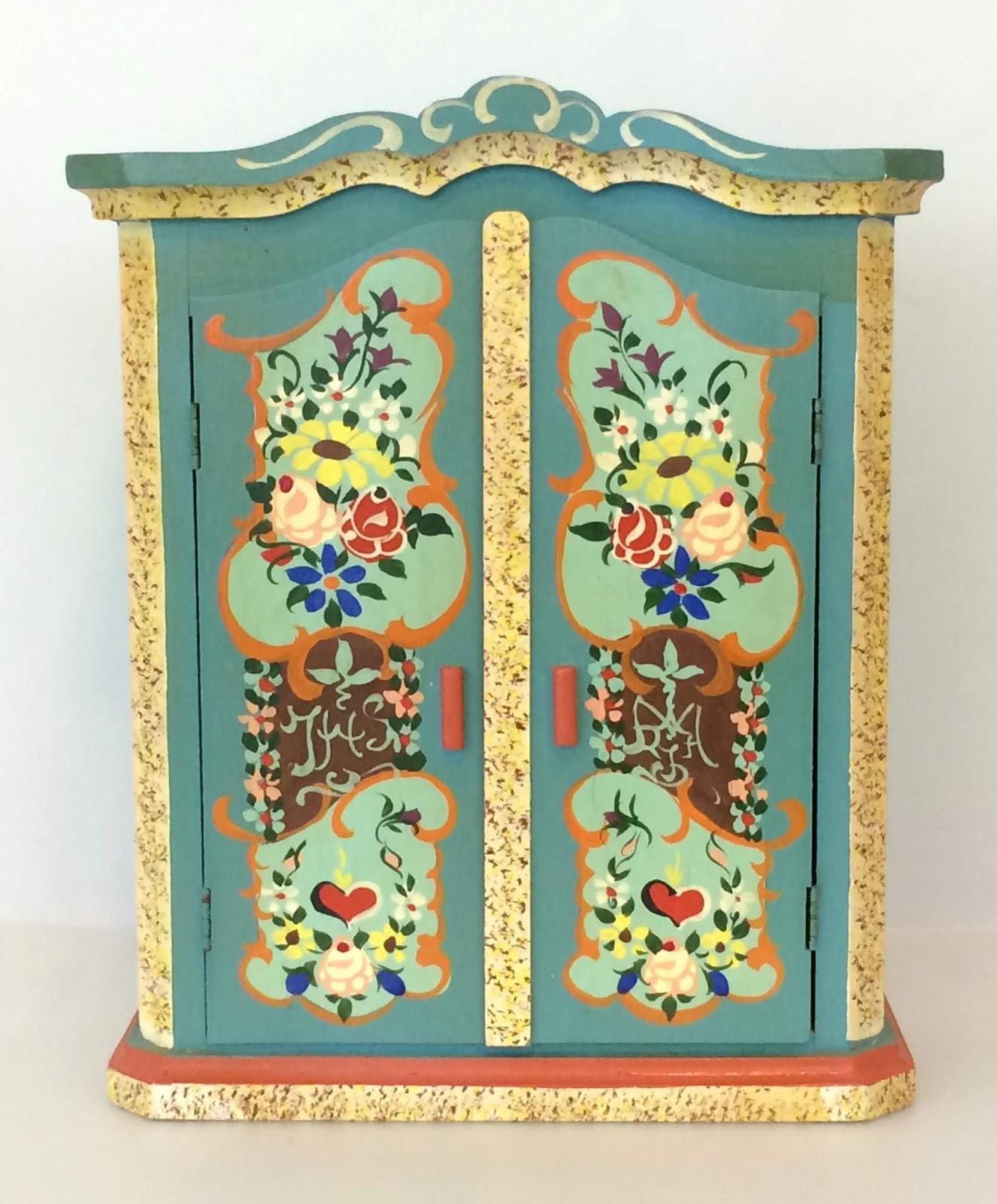My Vintage Dollhouses A repurposed Dora Kuhn armoire