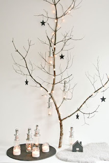 ECOMANIA BLOG: 10 Árboles de Navidad Reciclados