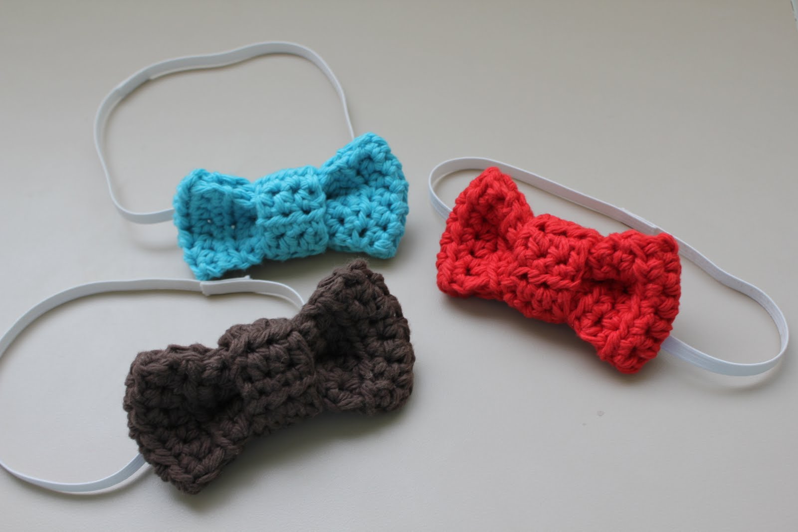 risc-handmade-crocheted-little-guy-bow-tie