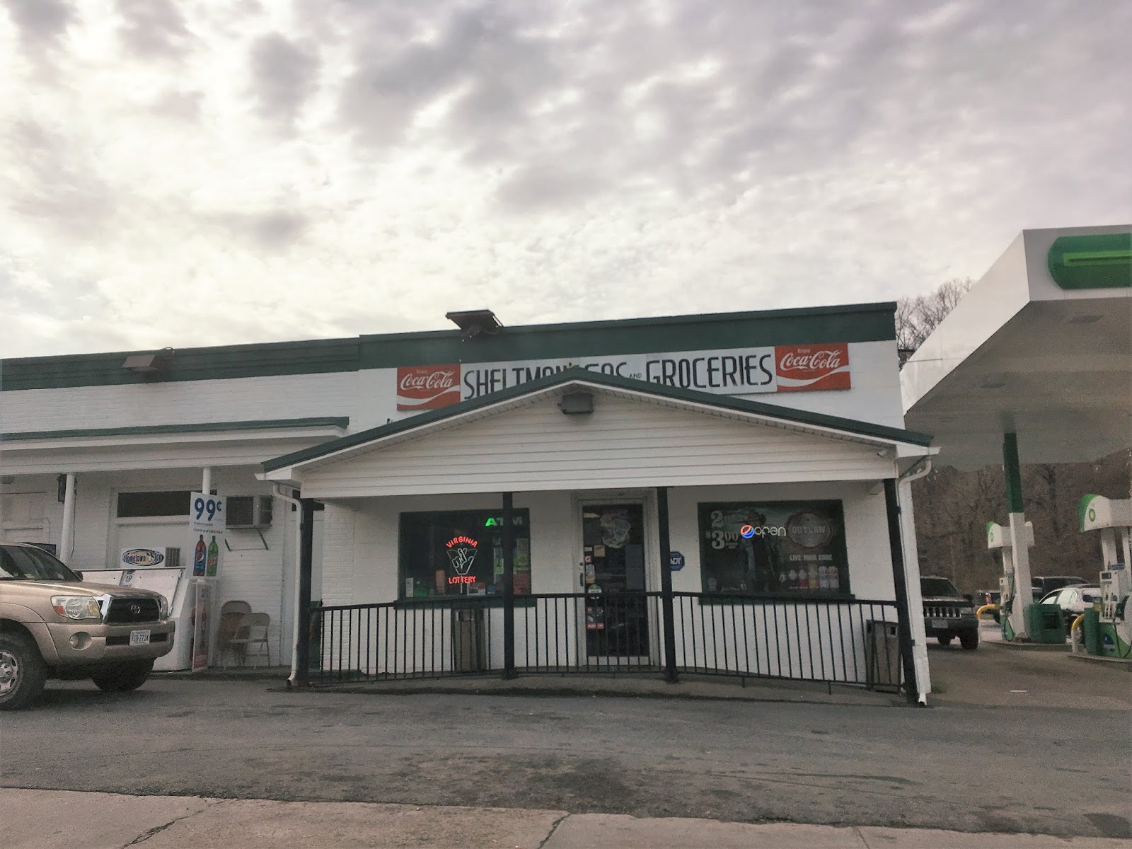 Snapshot Sheltman's Gas & Groceries Buena Vista, VA