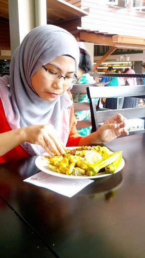 Line Clear Nasi Kandar Restoran Kampung Baru, KL