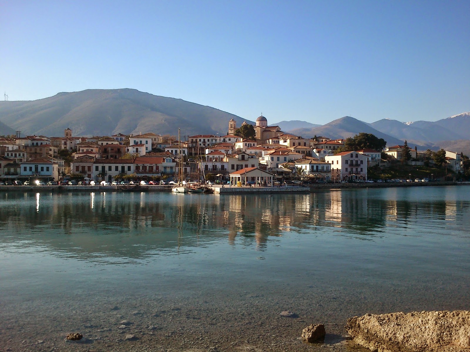 Galaxidi port
