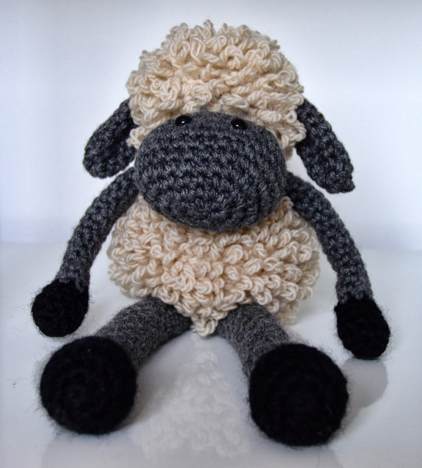 ergahandmade-crochet-sheep-free-pattern