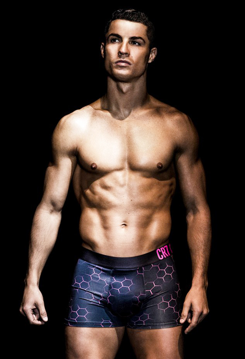 Masculina Wear ™®: Cristiano Ronaldo New CR7 Underwear Collection.