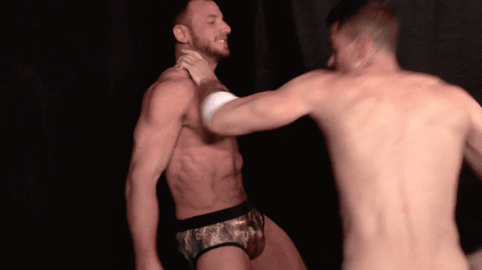The Cave: Review: Alex Costa vs. Quin Quire (Muscleboy Wrestling)
