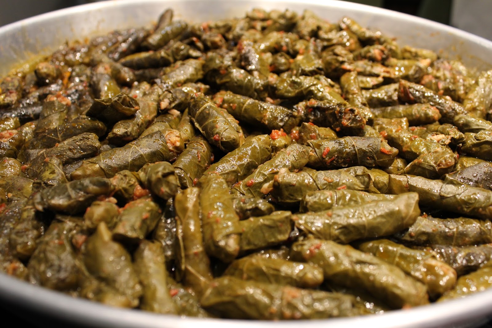 Güler Yüzlü Yemekler ETLİ YAPRAK SARMASI