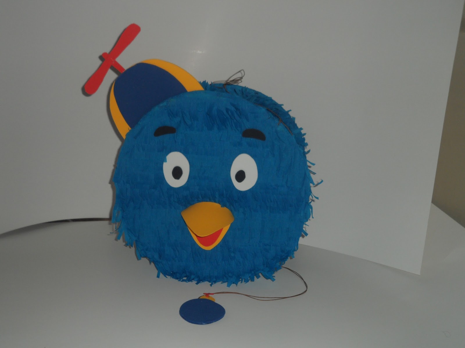 Piñata de los Backyardigans - Imagui