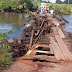 Ponte quebra e caminhão despenca dentro do rio Guamá no interior do município de Santa Luzia do Pará