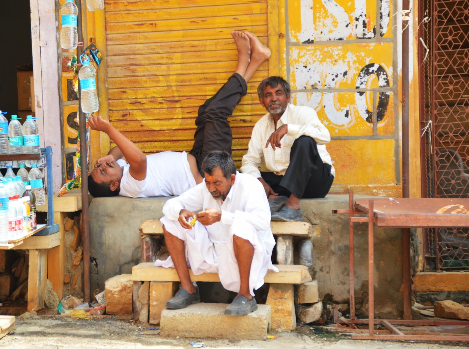 jaisalmer fort street photography rajasthan india indian men relaxing