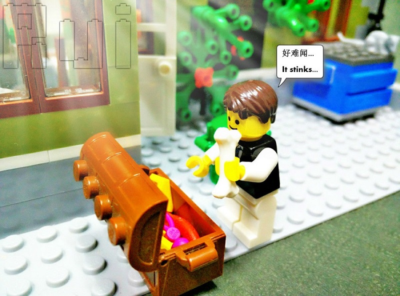 Lego Robbery - It stinks