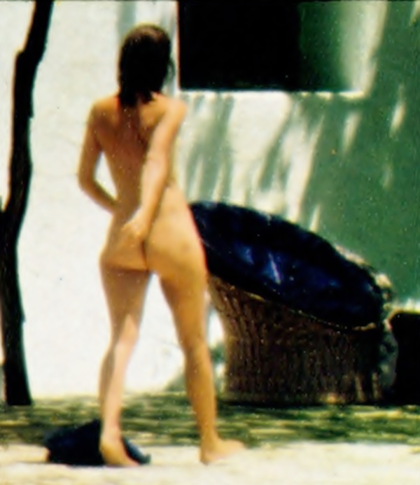 Jacqueline Onassis Nude 11