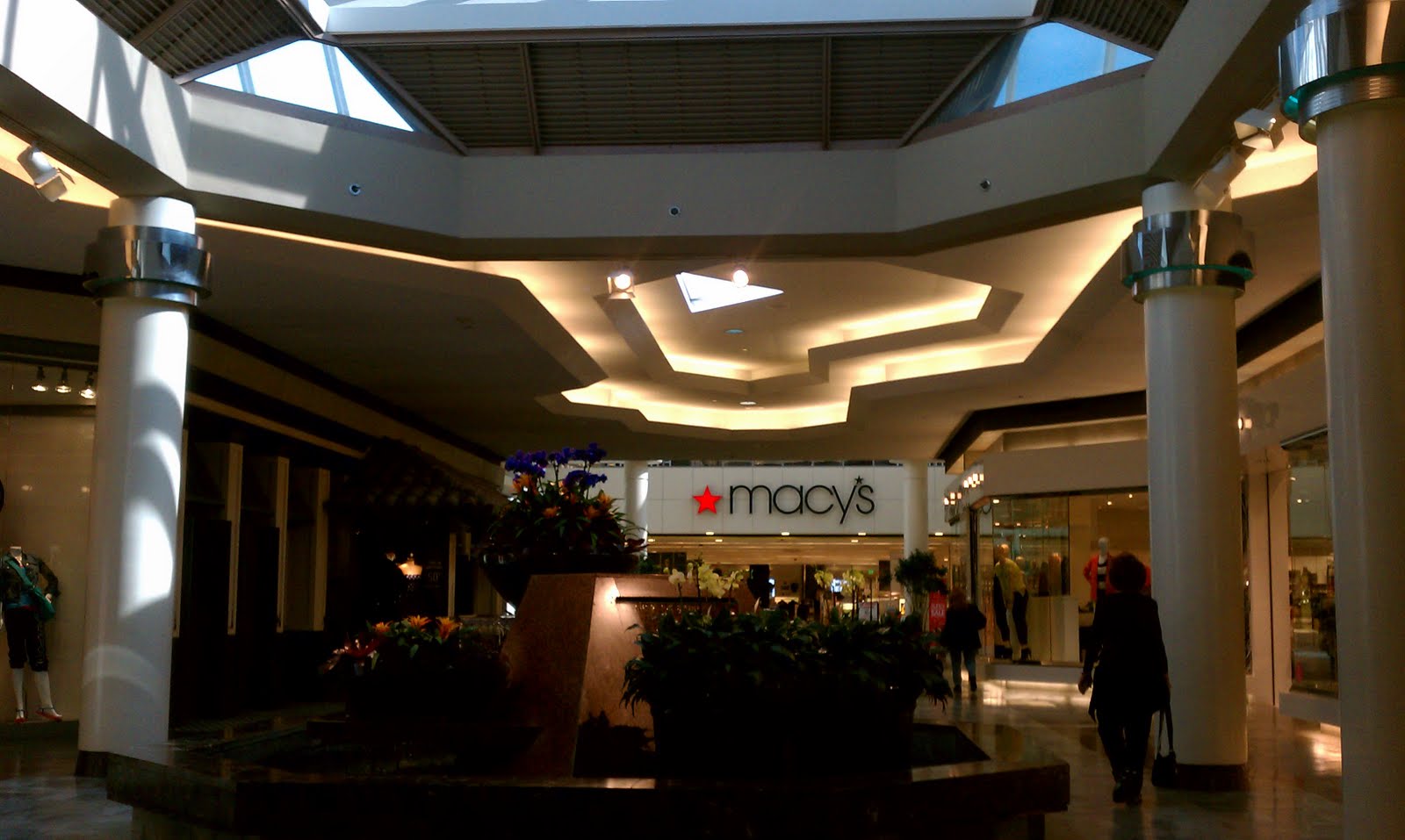 The Louisiana and Texas Retail Blogspot Lakeside Shopping Center Mall