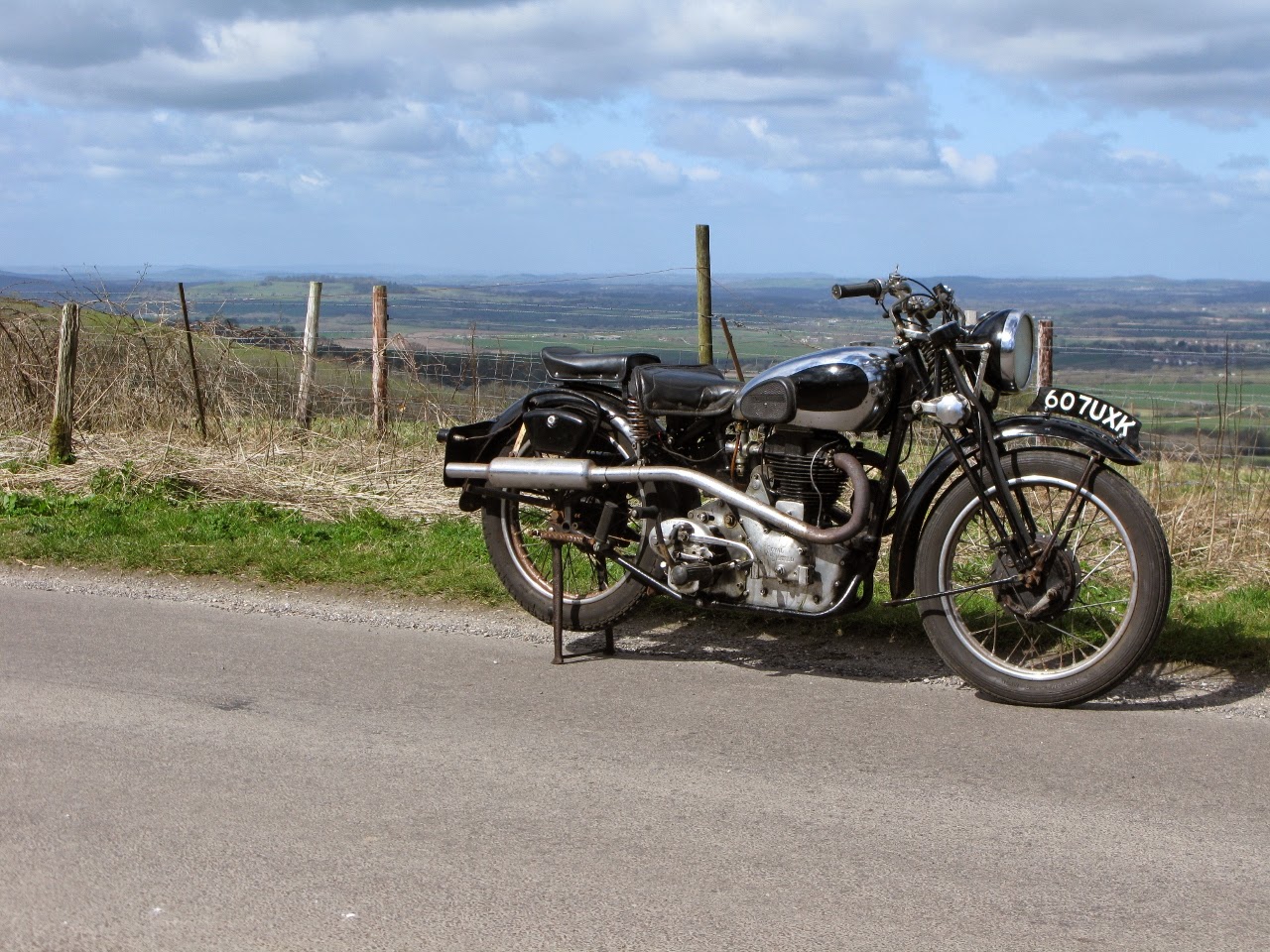 royal enfield j1d price