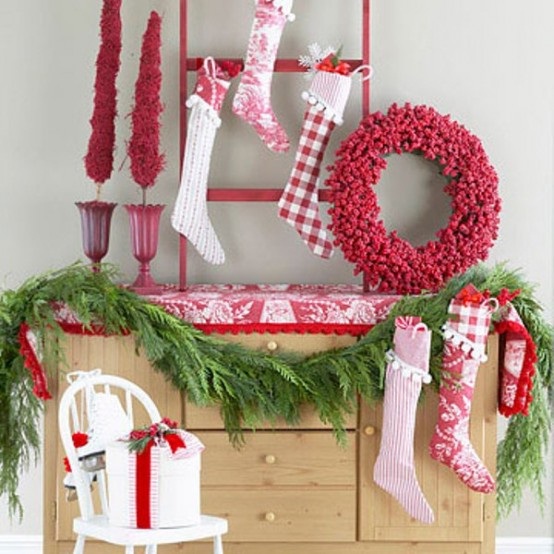 decora y disena: Decoración de Navidad con Acentos Rojos