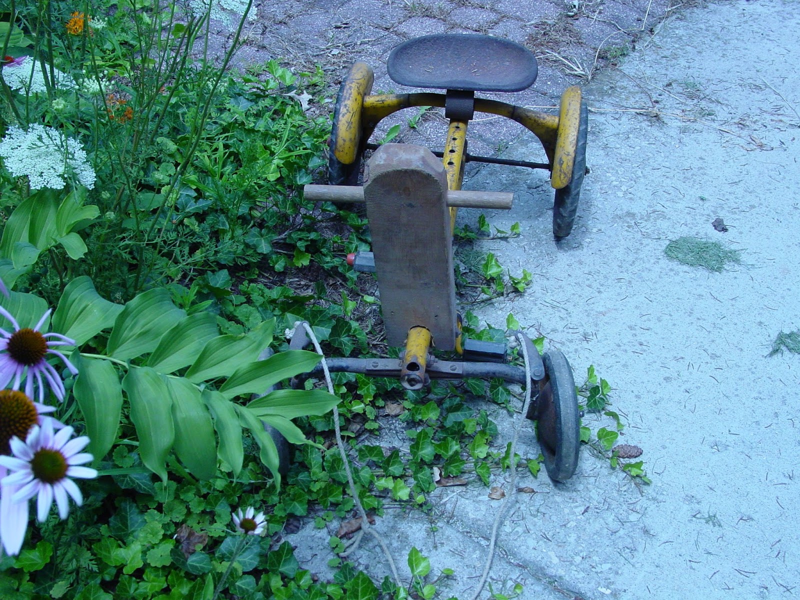 Fox Den Findings Old Toy Appeal "Chain Drive" Pedal Car